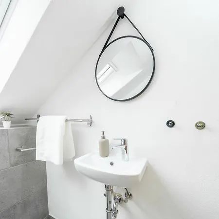 Cns-b-4-21 - 2-raum Balkongarten Apartment *